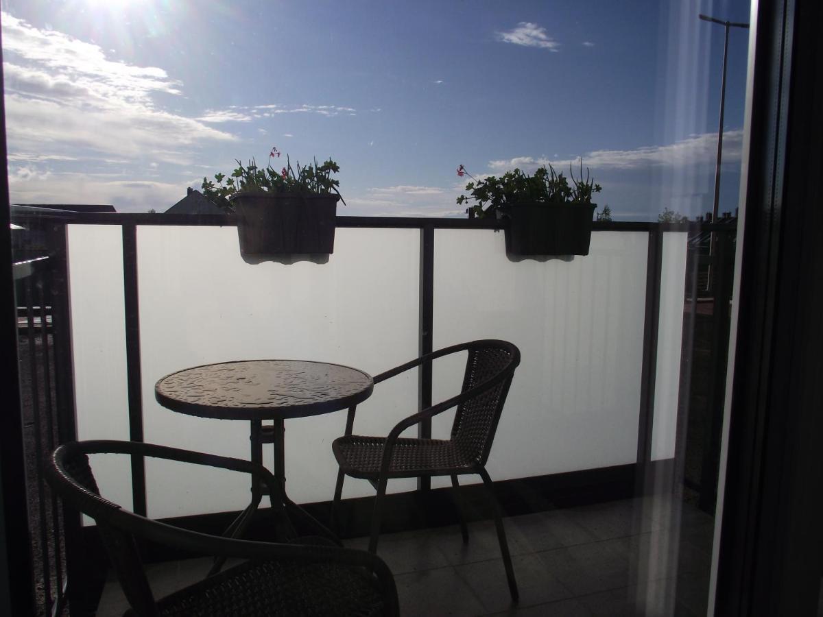 Apartament Holenderski Z Prywatnym Miejscem Postojowym W Garazu Koszalin Zewnętrze zdjęcie